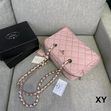 Cheap Prada Handbags in 198412