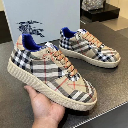 New Arrivals Burberry Sneakers Size 36-46 in 198497