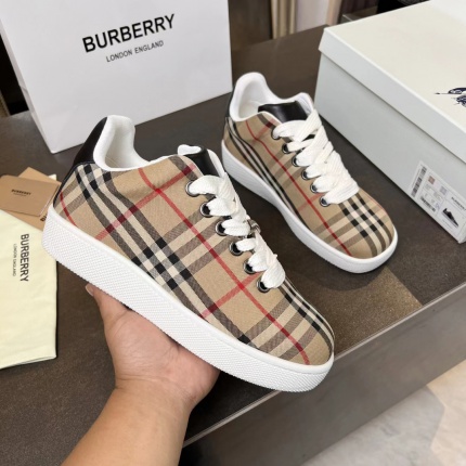 New Arrivals Burberry Sneakers Size 36-46 in 198502