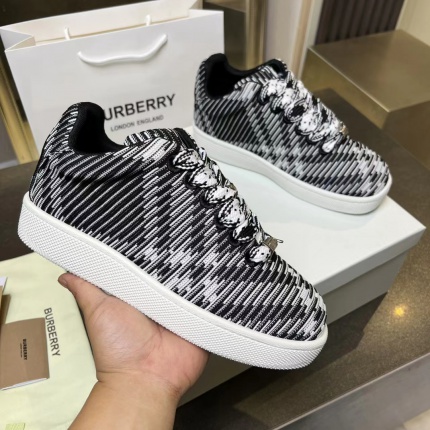 New Arrivals Burberry Sneakers Size 36-46 in 198509