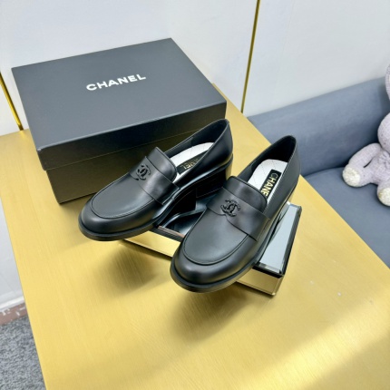 New Arrivals Chanel Loafers For Women in 198562