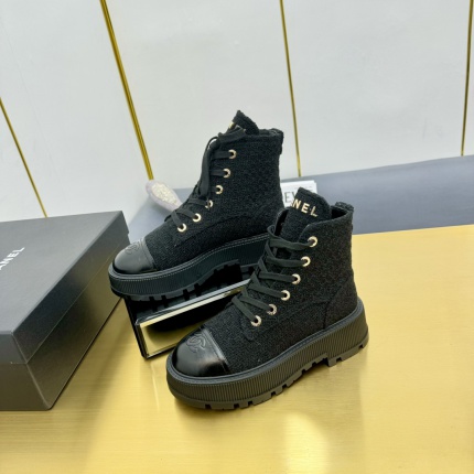 New Arrivals Chanel Boots For Women in 198565