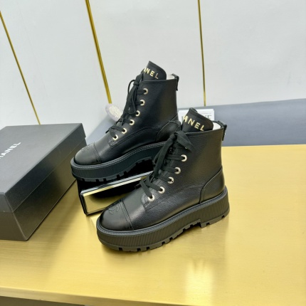 New Arrivals Chanel Boots For Women in 198567