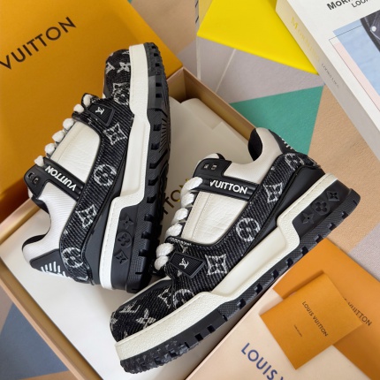 New Arrivals Top quality Louis Vuitton Sneakers in 198770