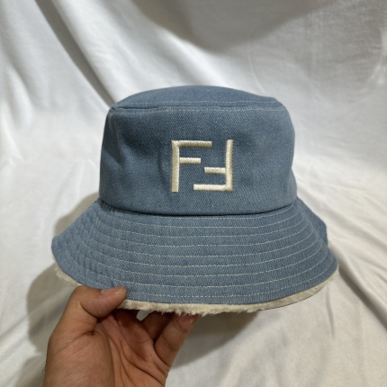 Fendi High quality Hats in 198803