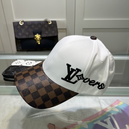Louis Vuitton AAA Hats in 198810