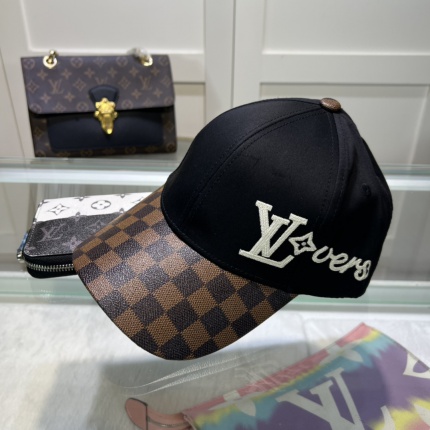Louis Vuitton AAA Hats in 198811