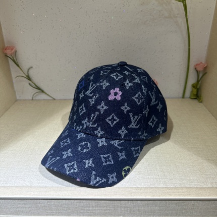 Louis Vuitton AAA Hats in 198824