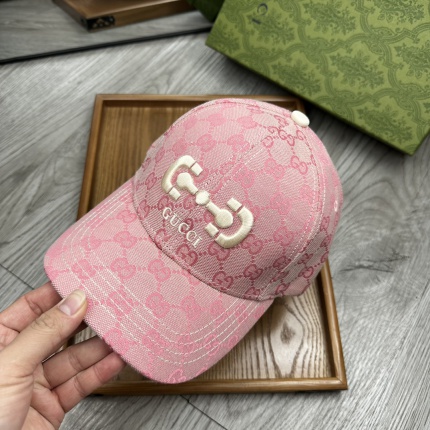 Gucci AAA Hats in 198842