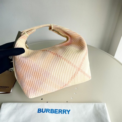 New Arrivals Burberry Top quality Handbags in 198946