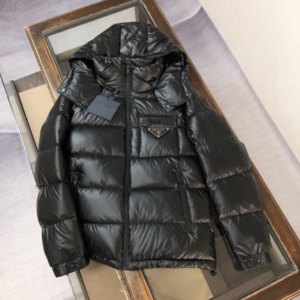 New Arrivals Prada Winter Coats For Men Down Coats For Men in 199210