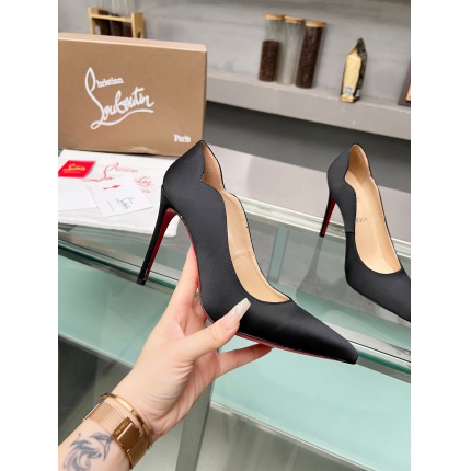 New Arrivals Christian Louboutin High Heels For Women in 199254