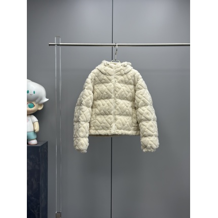 New Arrivals Fendi Winter Warm Coats For Women in 199303