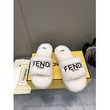 New Arrivals Fendi Fur Slippers For Women in 199529