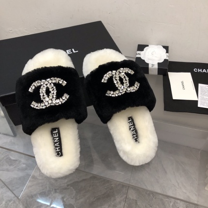 New Arrivals Chanel Fur Slippers For Women in 199533