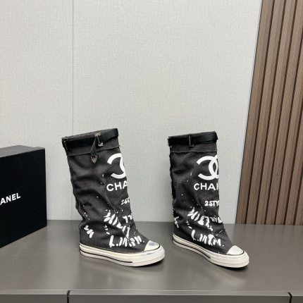 New Arrivals Chanel Sneakers For Women in 199557