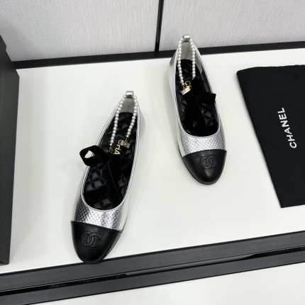 New Arrivals High quality Chanel Loafers For Women in 199588
