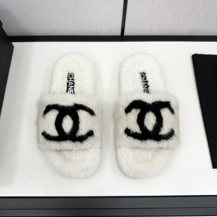 New Arrivals High quality Chanel Fur Slippers For Women in 199606