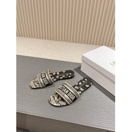 Dior Slippers For Women in 199911
