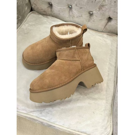 New Arrivals VGG Fur Shoes For Women in 199946