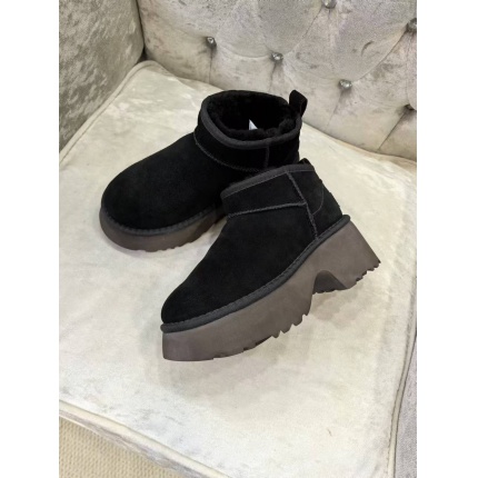 New Arrivals VGG Fur Shoes For Women in 199947