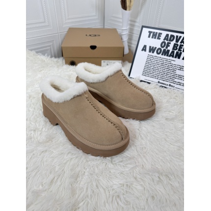 New Arrivals VGG Fur Shoes For Women in 199951