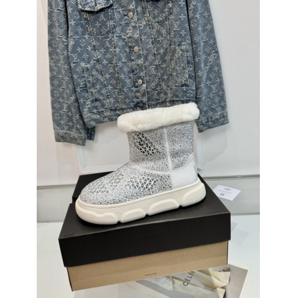 New Arrivals VGG Fur Boots For Women in 199966