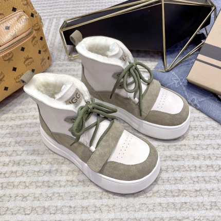 New Arrivals VGG Fur Sneakers For Women in 199968