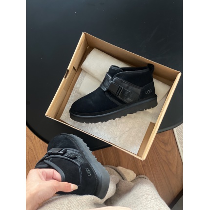 New Arrivals VGG Fur Sneakers For Men in 199972