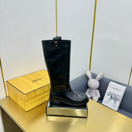 New Arrivals Fendi Boots For Women in 200029