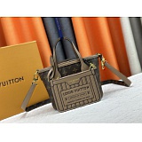 New Arrivals Louis Vuitton AAA quality Handbags in 198988