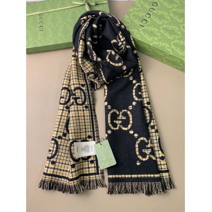 New Arrivals Gucci Cashmere Scarf in 200043