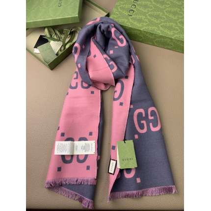 New Arrivals Gucci Cashmere Scarf in 200046