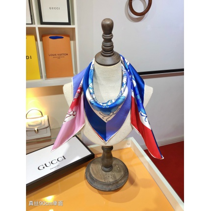 New Arrivals Gucci LightWeight Silk Scarf in 200066
