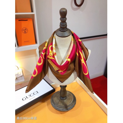 New Arrivals Gucci LightWeight Silk Scarf in 200067