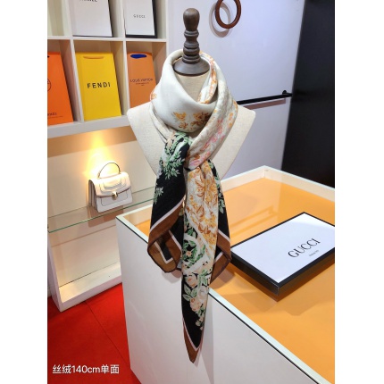 New Arrivals Gucci LightWeight Silk Scarf in 200085