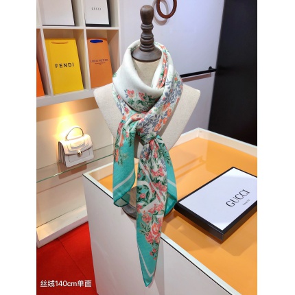 New Arrivals Gucci LightWeight Silk Scarf in 200087