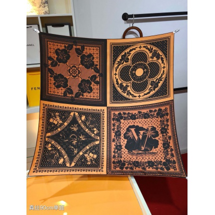 New Arrivals Louis Vuitton LightWeight Silk Scarf in 200119