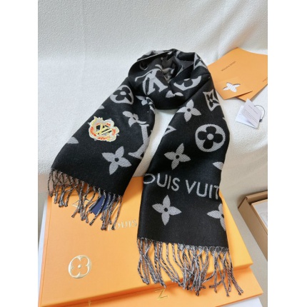 New Arrivals Louis Vuitton Cashmere Scarf in 200155