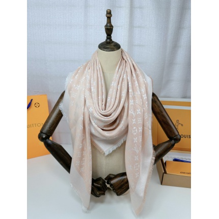 New Arrivals Louis Vuitton Cashmere Scarf in 200210
