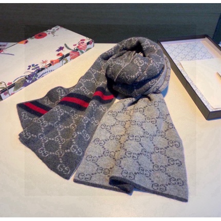 New Arrivals Gucci Cashmere Scarf in 200232