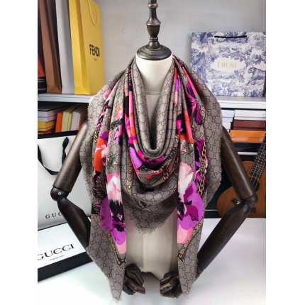 New Arrivals Gucci Cashmere Scarf in 200236