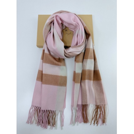 New Arrivals Burberry Cashmere Scarf in 200329