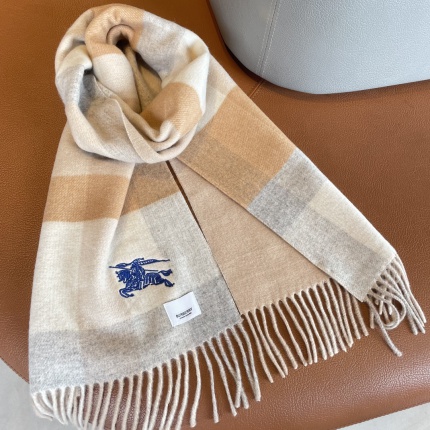 New Arrivals Burberry Cashmere Scarf in 200336