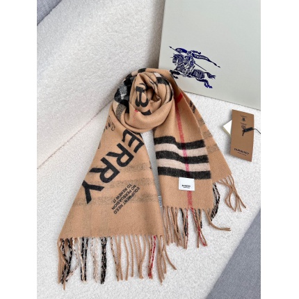 New Arrivals Burberry Cashmere Scarf in 200361