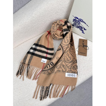 New Arrivals Burberry Cashmere Scarf in 200362