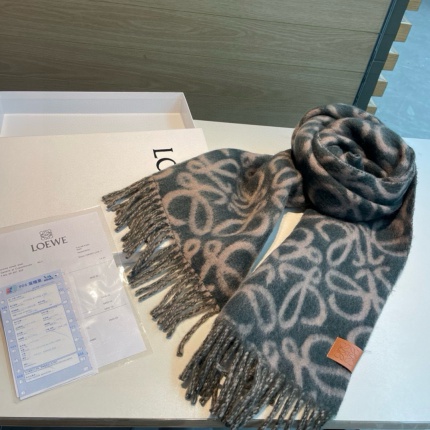 New Arrivals Loewe Cashmere Scarf in 200444