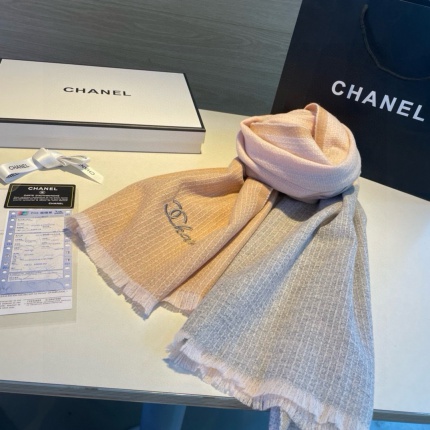 New Arrivals Chanel Cashmere Scarf  in 200489