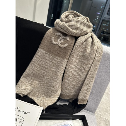New Arrivals Chanel Cashmere Scarf  in 200496