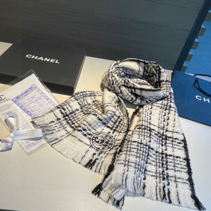New Arrivals Chanel Cashmere Scarf  in 200511